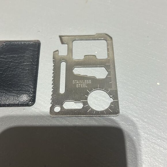 Multi Purpose Pocket Survival Tool - Picture 2 of 6